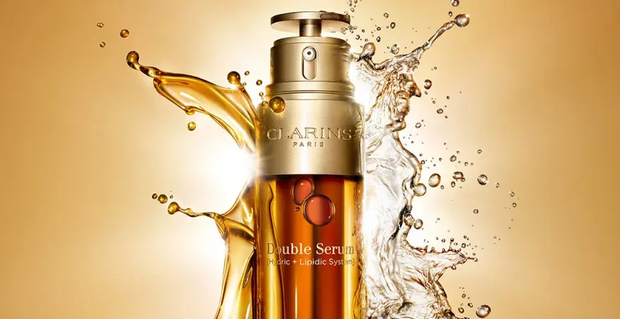 Jak prawidłowo stosować Double Serum Clarins? Poradnik krok po kroku